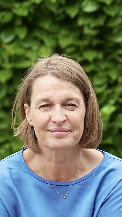 Annelie portret socials buiten